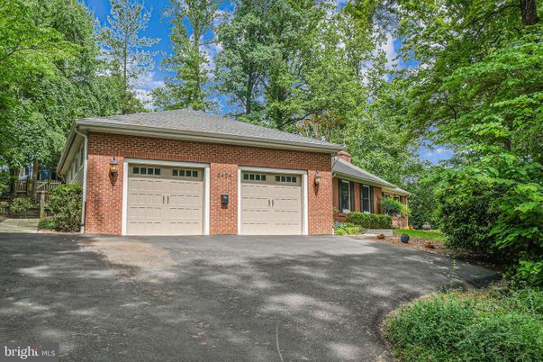 Attached, Exterior, Facade, Brick Facade, Ranch