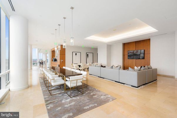 Dining room, Interior, Living room, Pendant Lights, Recessed Lighting