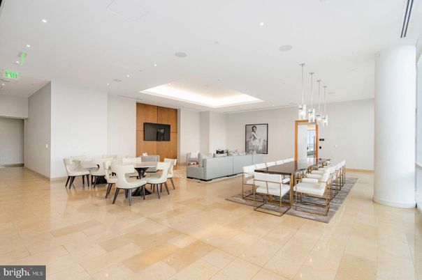 Dining room, Interior, Living room, Pendant Lights, Recessed Lighting