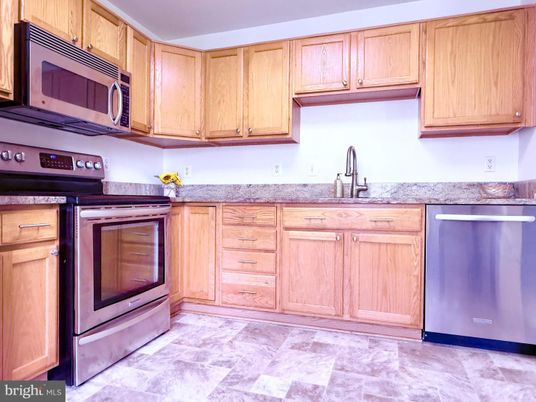 Interior, Kitchen, Stainless Steel Appliances