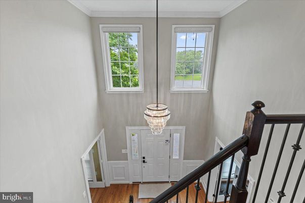 Chandelier, Interior, Wood Texture Flooring