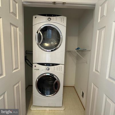Interior, Utility Closets, Washer
