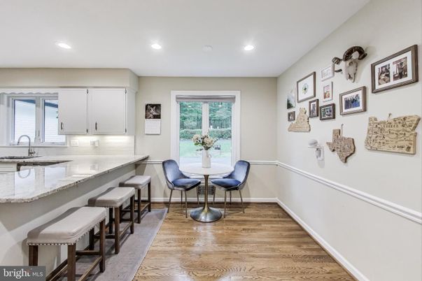 Dining room, Interior, Kitchen, Recessed Lighting, Wood Texture Flooring