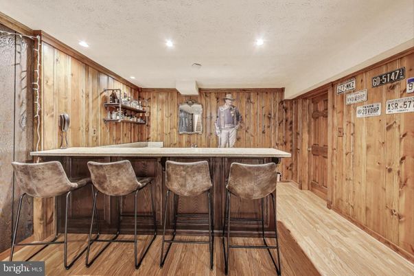 Interior, Recessed Lighting, Wood Texture Flooring, Wooden Walls