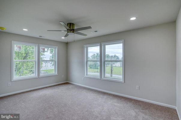Empty room, Interior, Recessed Lighting