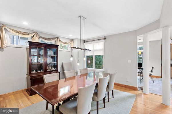 Dining room, Interior, Pendant Lights, Recessed Lighting, Wood Texture Flooring