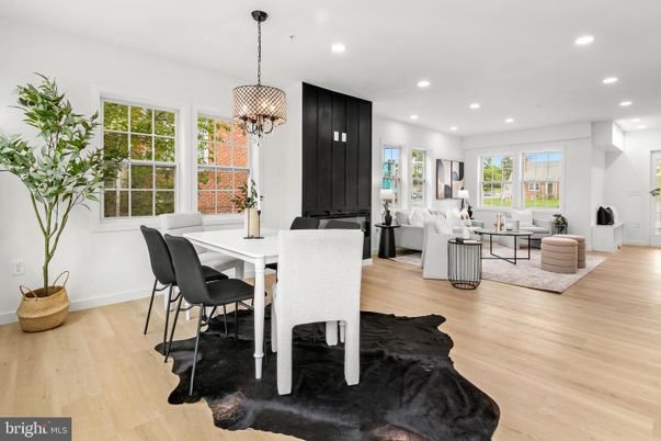 Dining room, Interior, Living room, Pendant Lights, Recessed Lighting, Wood Texture Flooring