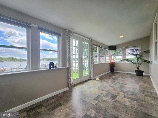 Interior, Recessed Lighting, Water