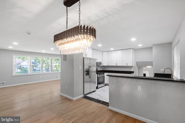 Chandelier, Interior, Kitchen, Recessed Lighting, Stainless Steel Appliances, Wood Texture Flooring