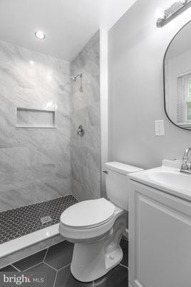 Bathroom, Interior, Marble Walls, Recessed Lighting