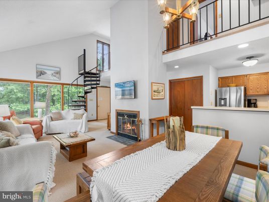 Dining room, Fireplace, Interior, Kitchen, Living room, Recessed Lighting