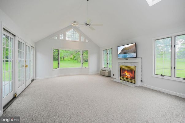 Empty room, Fireplace, Interior