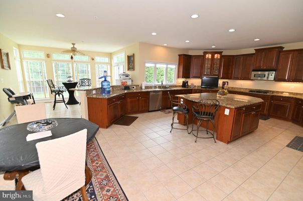 Dining room, Interior, Kitchen, Recessed Lighting