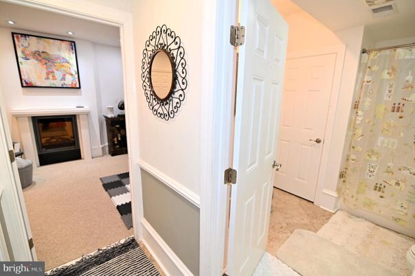 Fireplace, Interior, Recessed Lighting