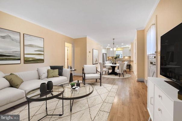 Dining room, Interior, Kitchen, Living room, Pendant Lights, Recessed Lighting, Wood Texture Flooring