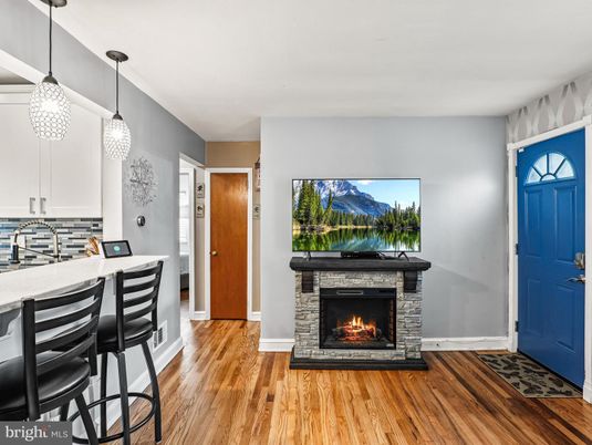 Fireplace, Interior, Pendant Lights, Wood Texture Flooring
