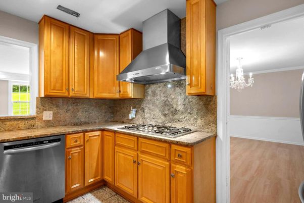 Chandelier, Interior, Kitchen, Wood Texture Flooring