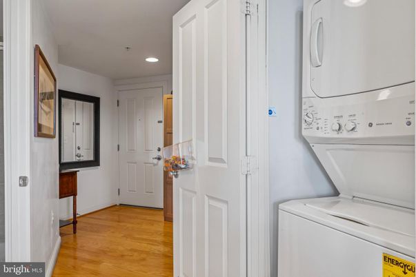 Interior, Recessed Lighting, Utility Closets, Washer, Wood Texture Flooring
