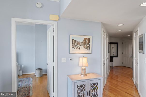 Bathroom, Interior, Recessed Lighting, Wood Texture Flooring