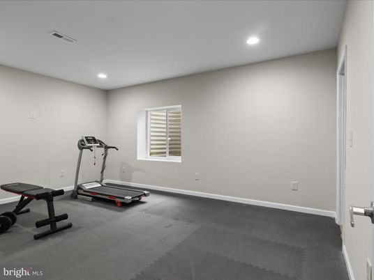 Fitness Equipment, Interior, Recessed Lighting