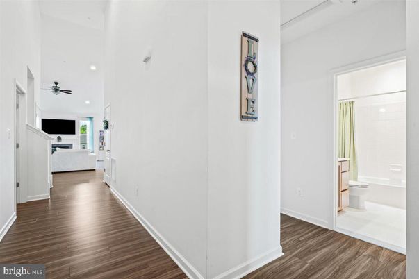 Bathroom, Interior, Recessed Lighting, Wood Texture Flooring
