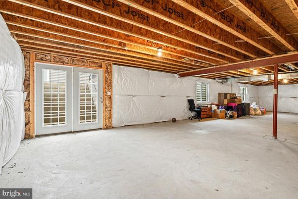 Garage, Interior, Wooden Beams, Wooden Ceilings