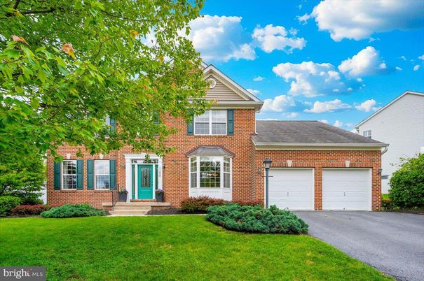 Attached, Exterior, Facade, Brick Facade, Brick Traditional