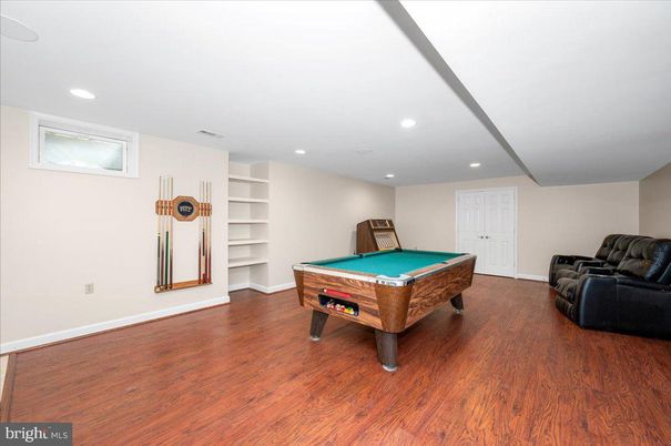 Billiard Table, Game Room, Interior, Recessed Lighting, Wood Texture Flooring