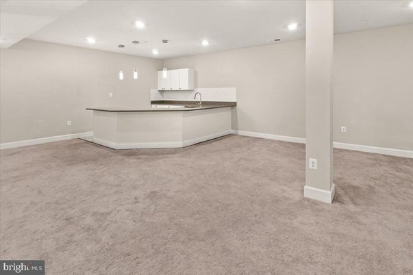 Empty room, Interior, Kitchen, Pendant Lights, Recessed Lighting