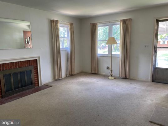 Empty room, Fireplace, Interior