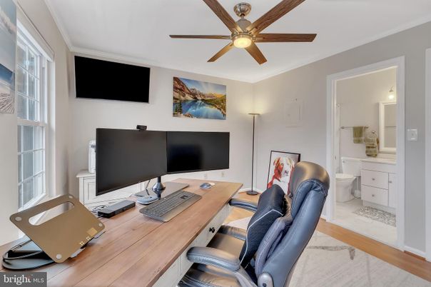Bathroom, Home Office, Interior