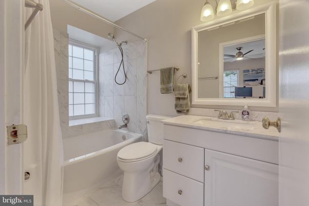 Bathroom, Interior, Marble, Marble Walls