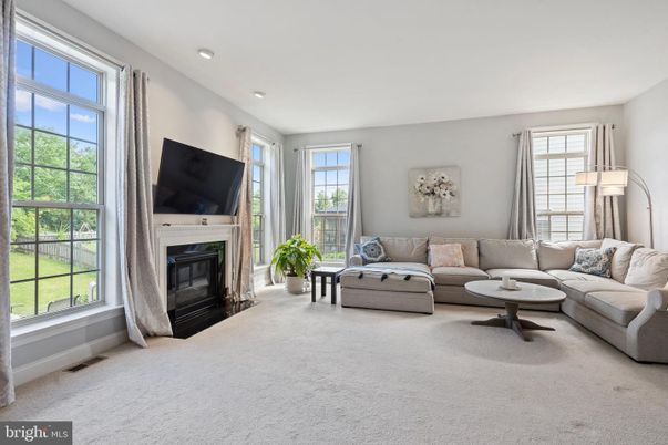 Fireplace, Interior, Living room, Recessed Lighting