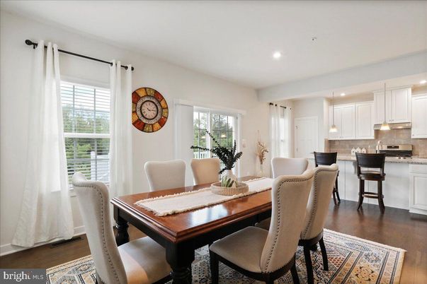 Dining room, Interior, Kitchen, Pendant Lights, Recessed Lighting, Wood Texture Flooring