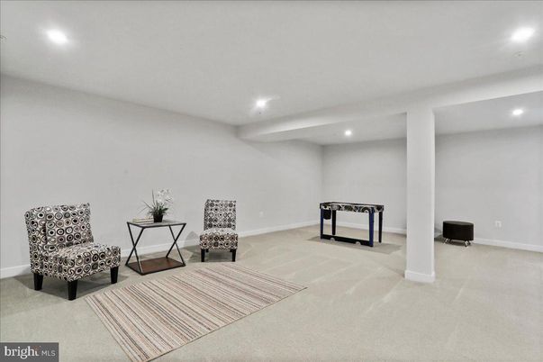 Game Room, Interior, Recessed Lighting
