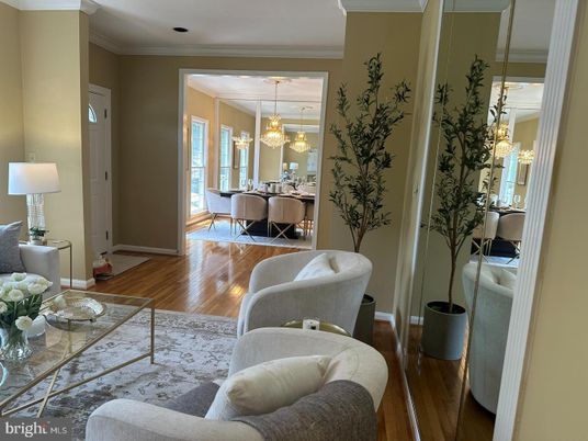 Chandelier, Dining room, Interior, Living room, Wood Texture Flooring