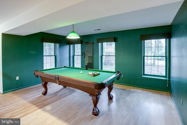 Billiard Table, Game Room, Interior, Wood Texture Flooring