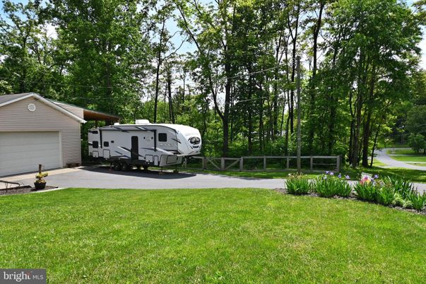 Backyard, Detached Garage, Exterior