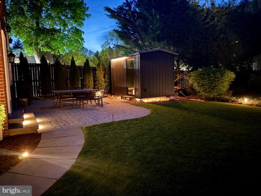 Backyard, Exterior, Playground