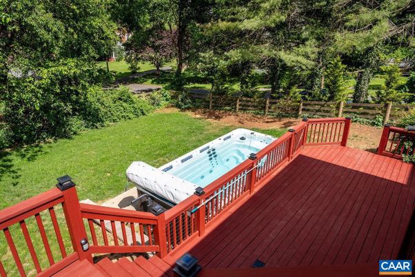 Exterior, Hot Tub