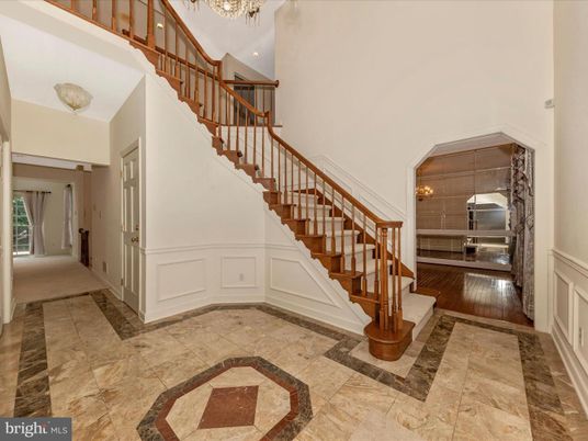Chandelier, Interior, Wood Texture Flooring