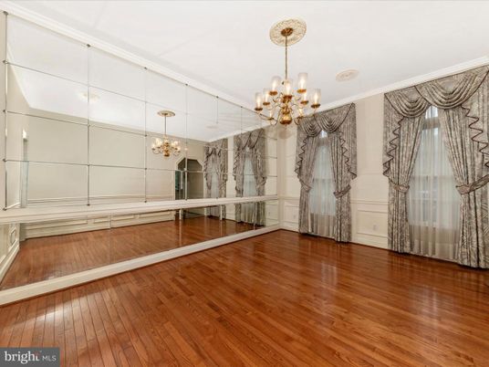 Chandelier, Empty room, Interior, Wood Texture Flooring