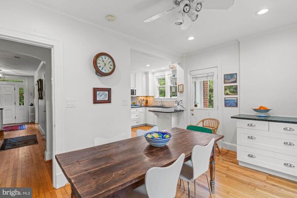 Dining room, Interior, Kitchen, Recessed Lighting, Wood Texture Flooring