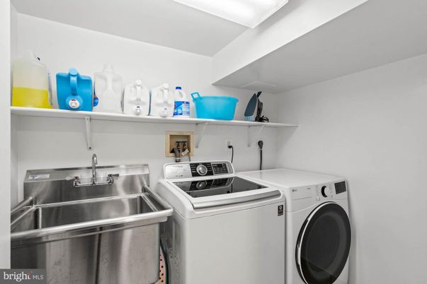Interior, Washer