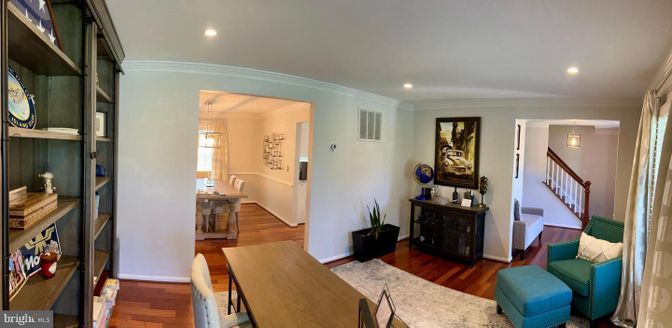 Interior, Pendant Lights, Recessed Lighting, Wood Texture Flooring