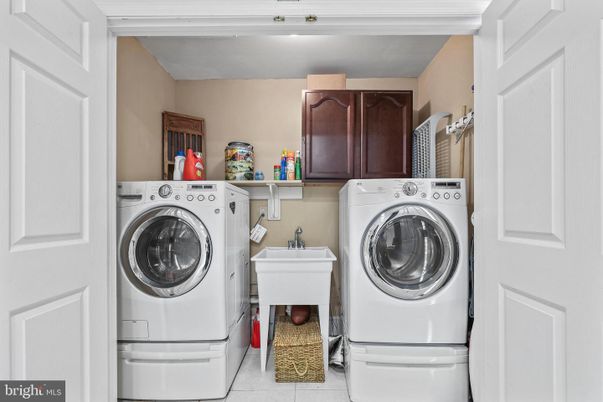 Interior, Utility Closets, Washer