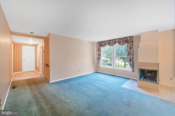 Empty room, Fireplace, Interior