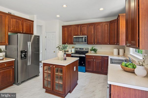 Interior, Kitchen, Marble, Recessed Lighting, Stainless Steel Appliances
