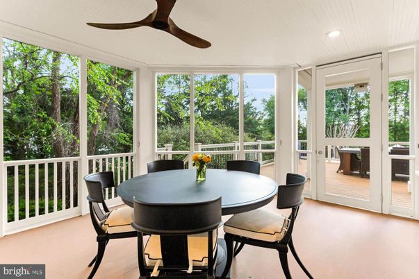Dining room, Interior, Recessed Lighting, Sun Room