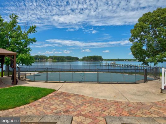 Exterior, Water